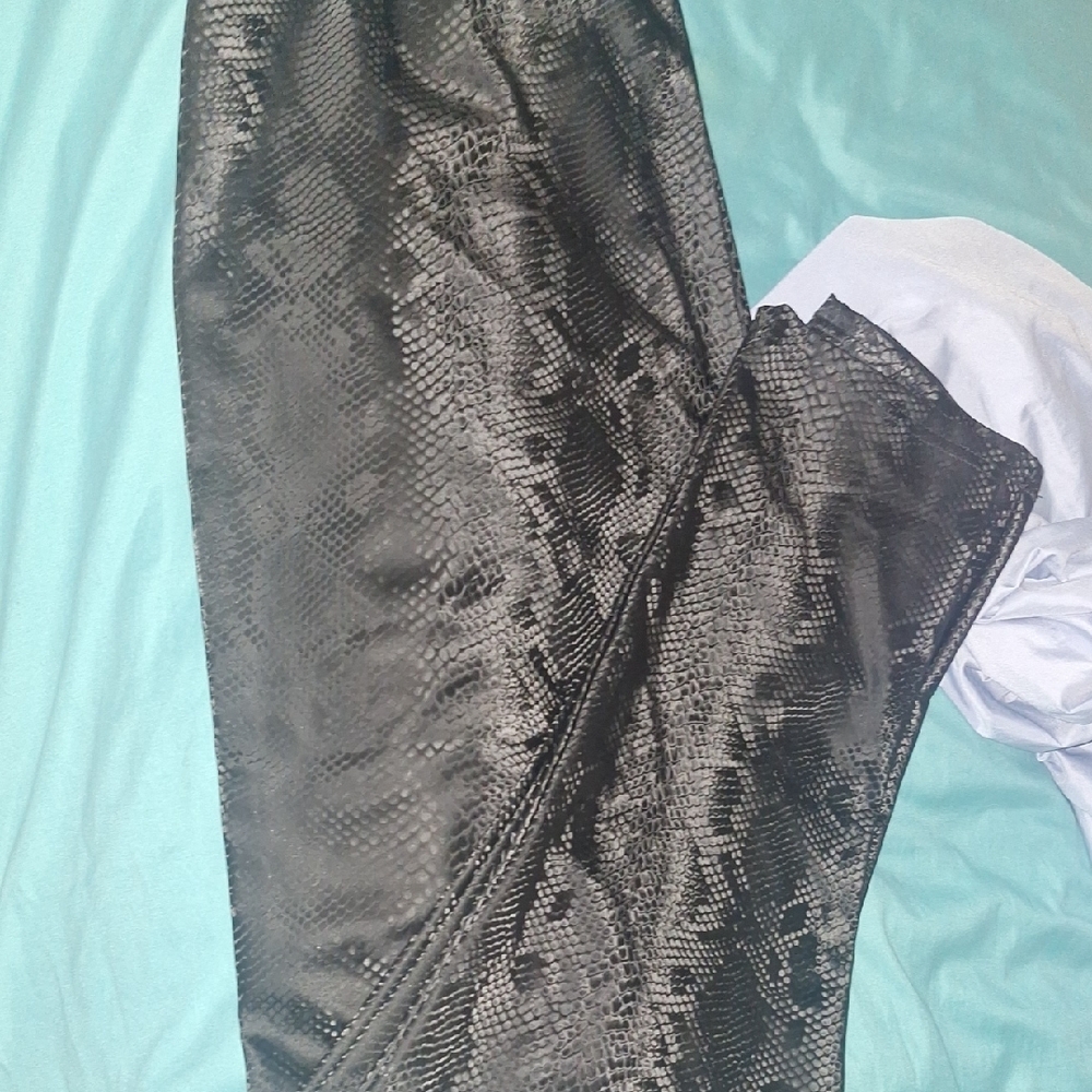SHEIN Curve Black Leggings